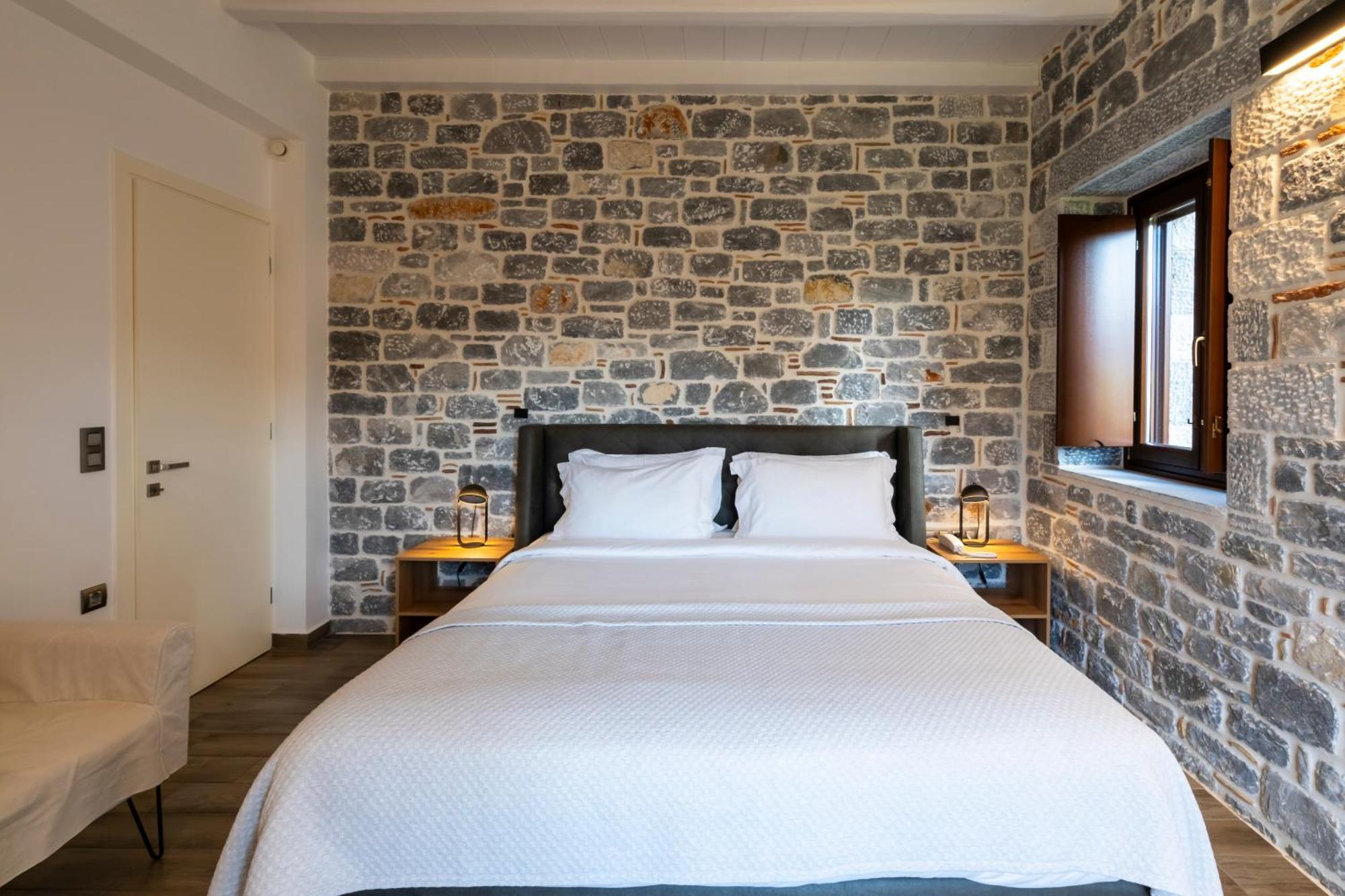 Manifest Boutique Hotel Oitilon Exterior photo